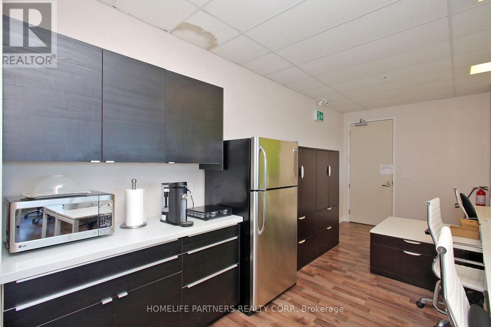 305 - 7191 Yonge Street, Markham (Grandview), Ontario  L3T 0C4 - Photo 8 - N13057428