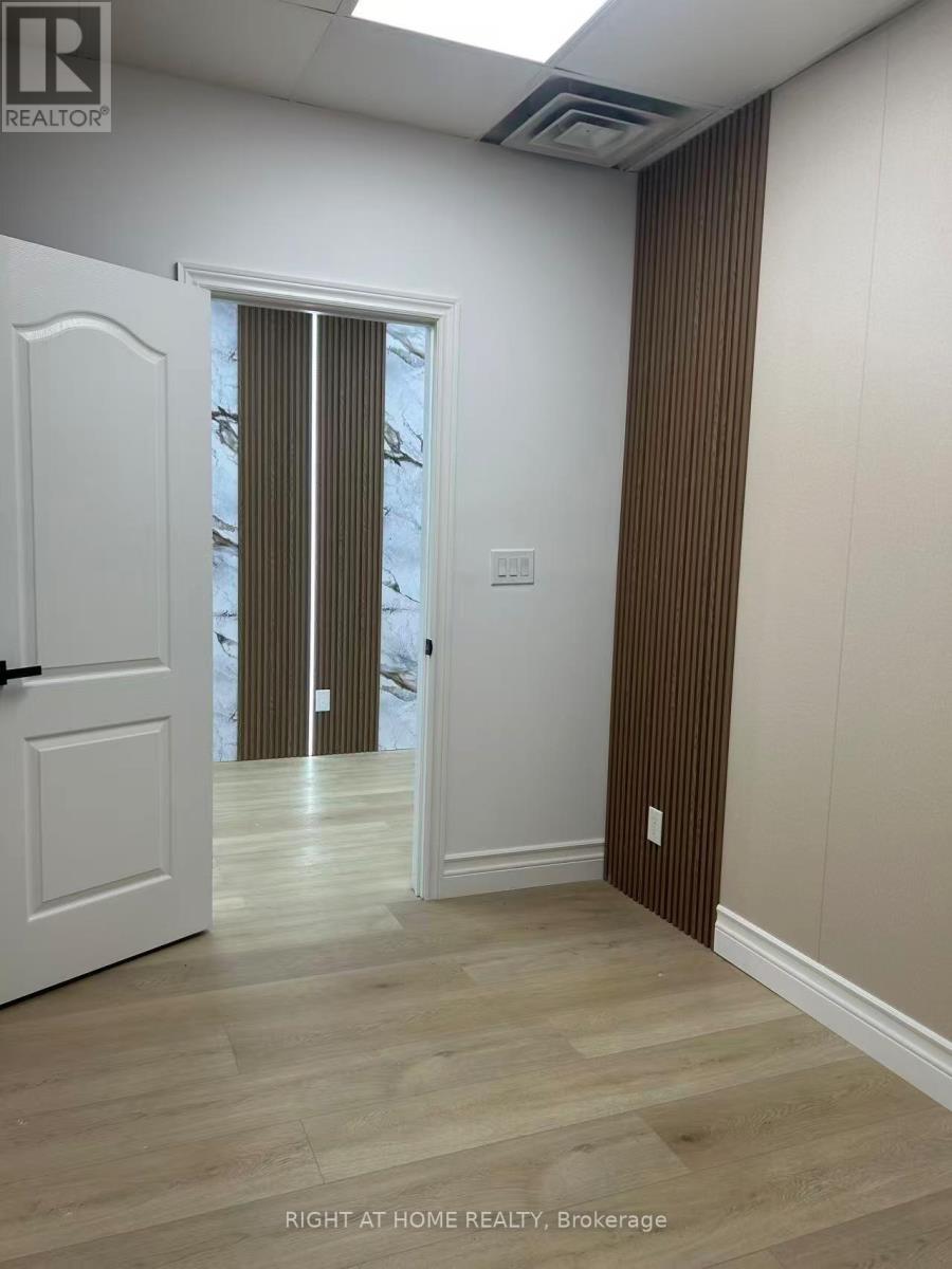 32 - 145 Royal Crest Court E, Markham (Milliken Mills West), Ontario  L3R 9Z4 - Photo 8 - N13057528