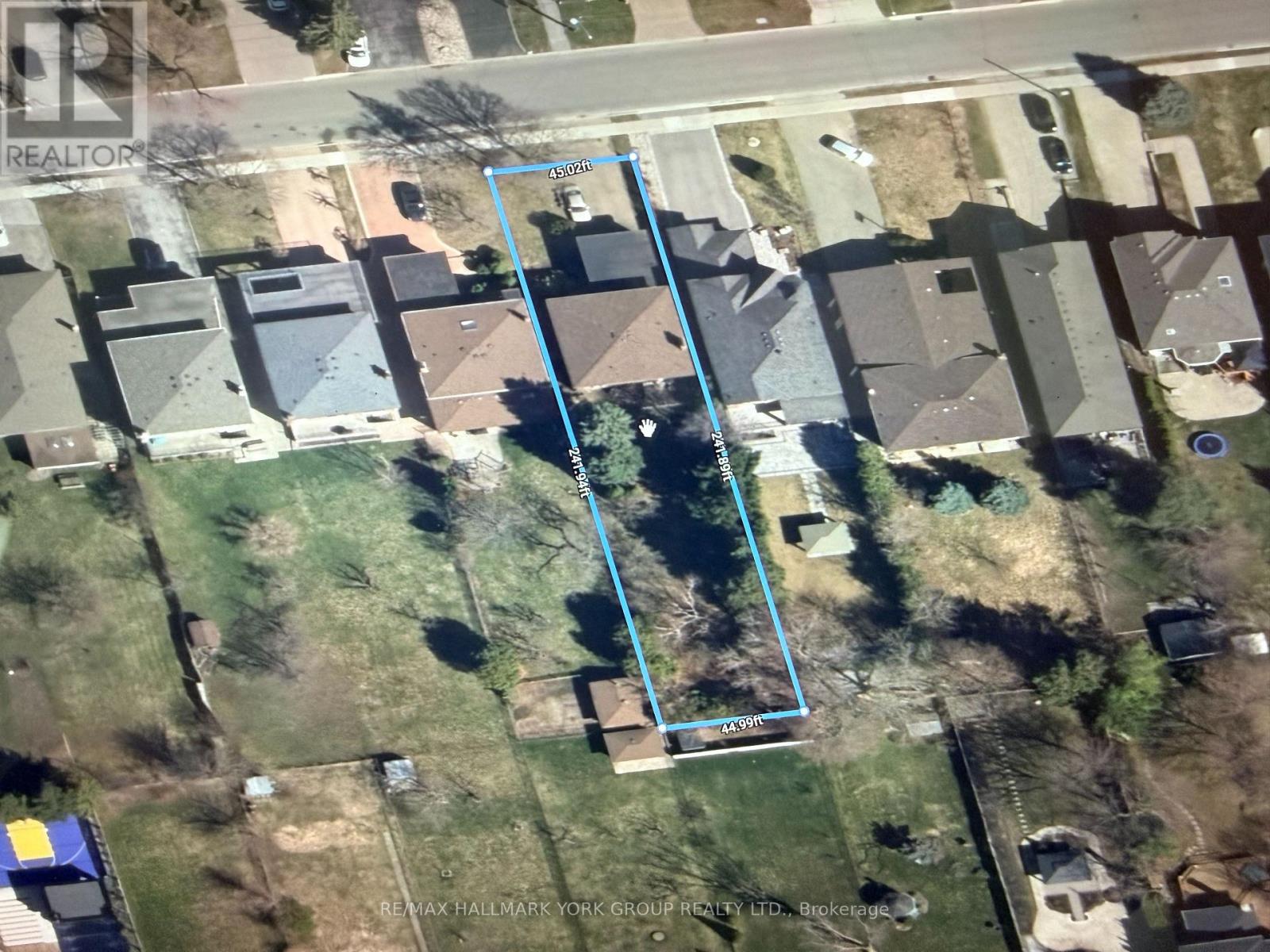 75 SPRUCE AVENUE, Richmond Hill, Ontario