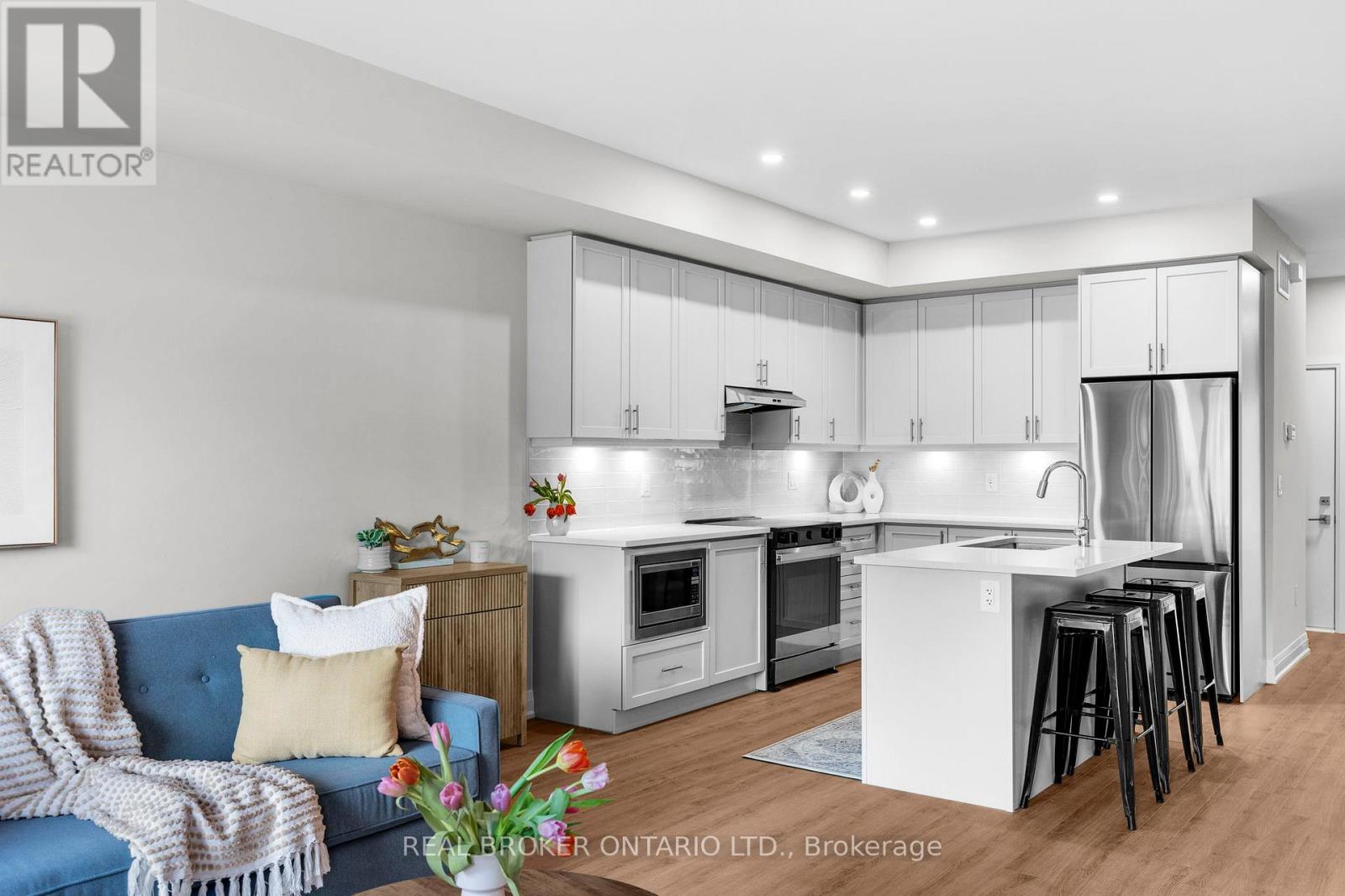 96 Sunshine Lane, Orillia, Ontario  L3V 7L8 - Photo 7 - S13057352