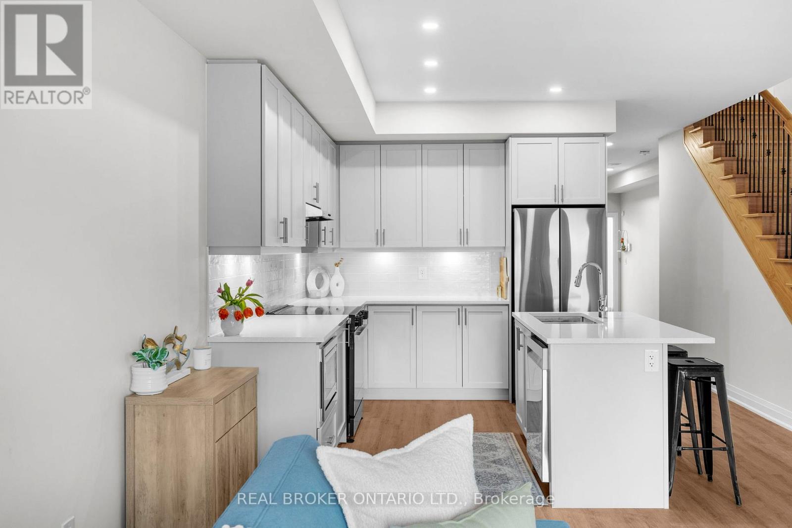 96 Sunshine Lane, Orillia, Ontario  L3V 7L8 - Photo 8 - S13057352