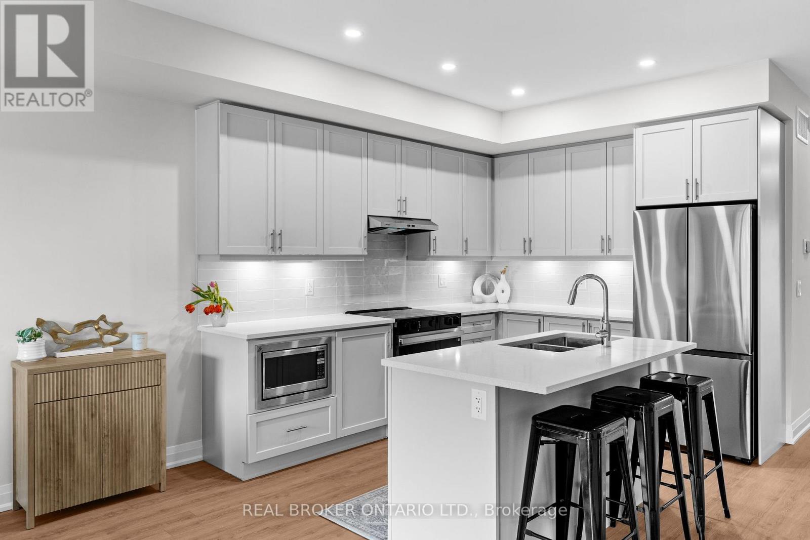 96 Sunshine Lane, Orillia, Ontario  L3V 7L8 - Photo 9 - S13057352