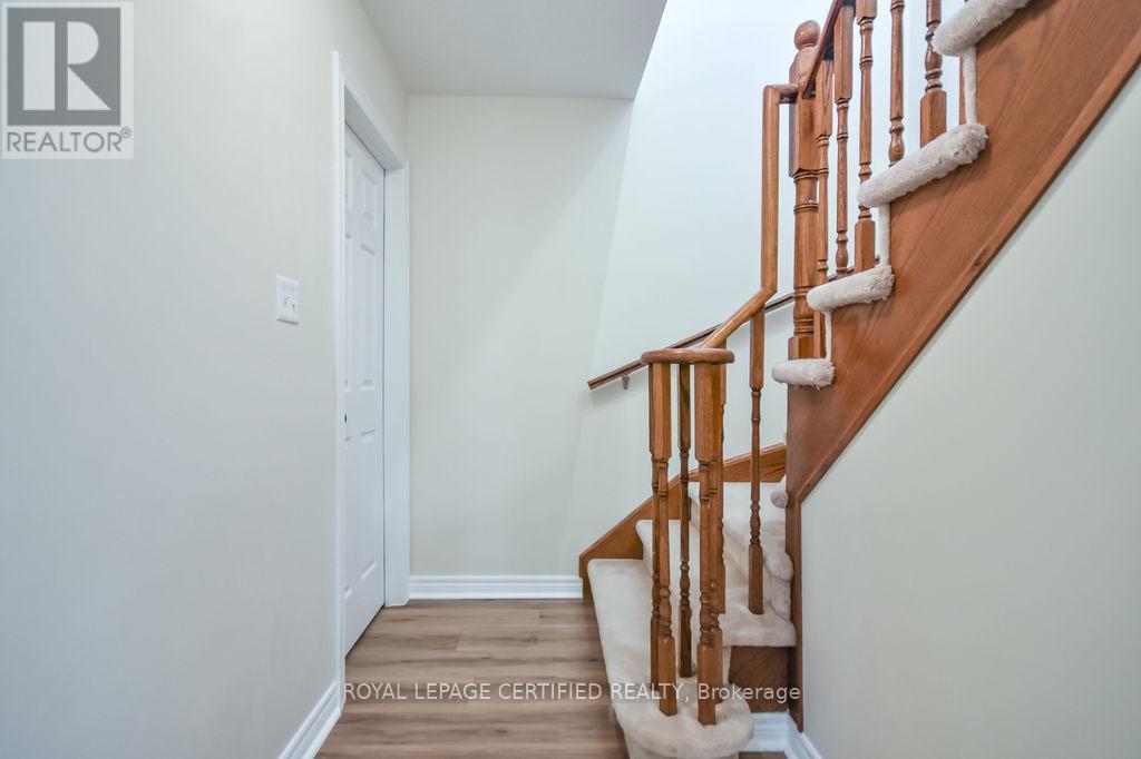 34 Balmoral Place, Barrie, Ontario  L4N 0Y9 - Photo 18 - S13057542