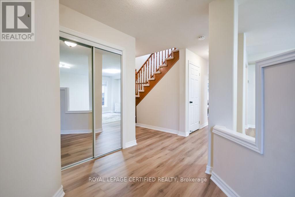 34 Balmoral Place, Barrie, Ontario  L4N 0Y9 - Photo 7 - S13057542