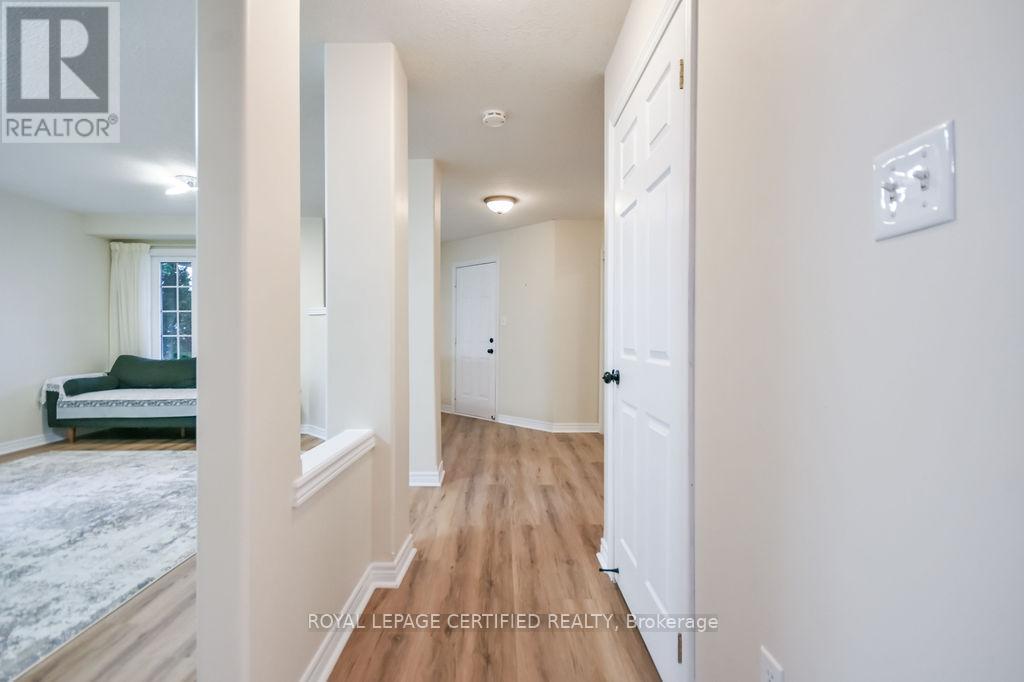 34 Balmoral Place, Barrie, Ontario  L4N 0Y9 - Photo 9 - S13057542