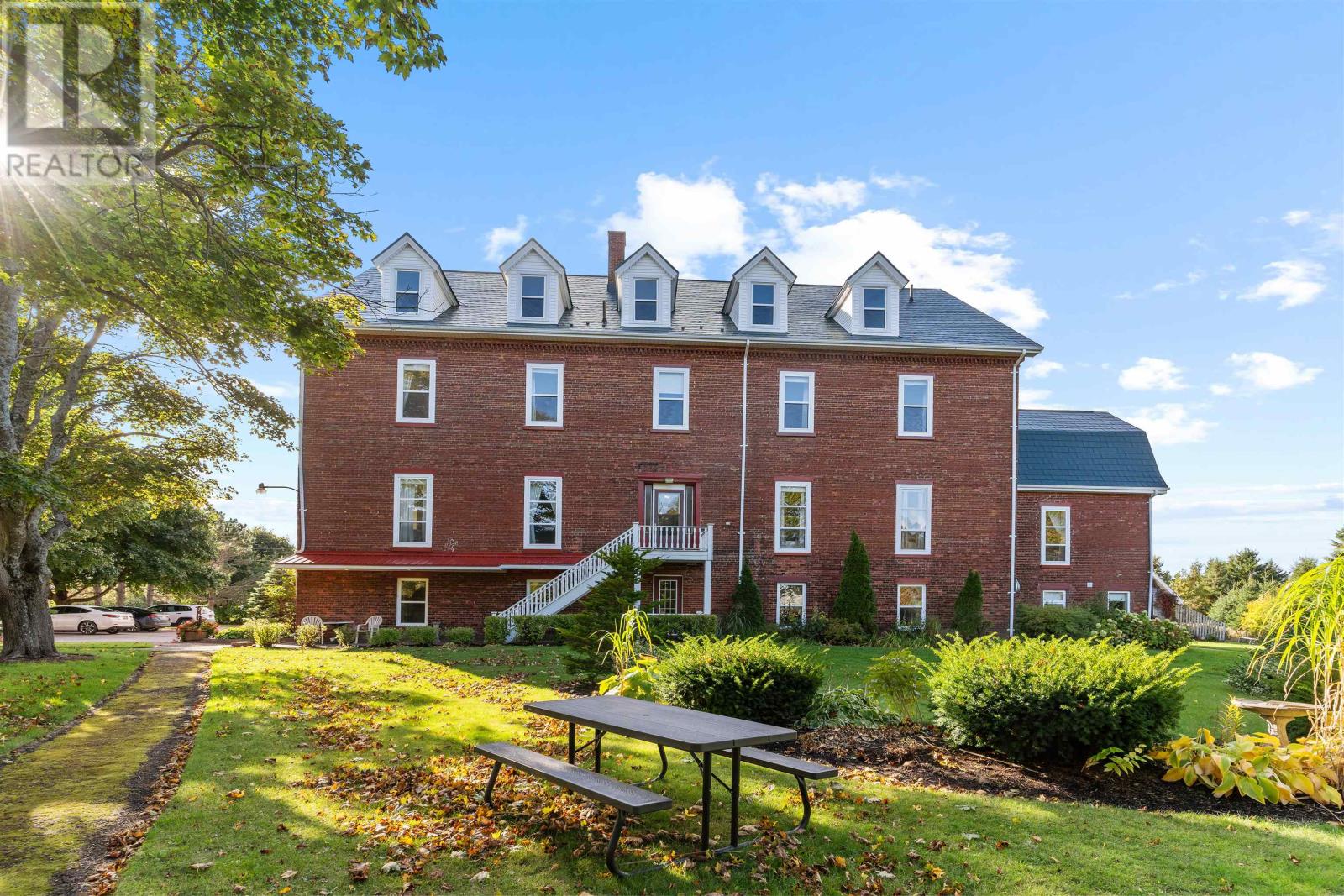 206 Maple Street, Tignish, Prince Edward Island  C0B 2B0 - Photo 1 - 202608948