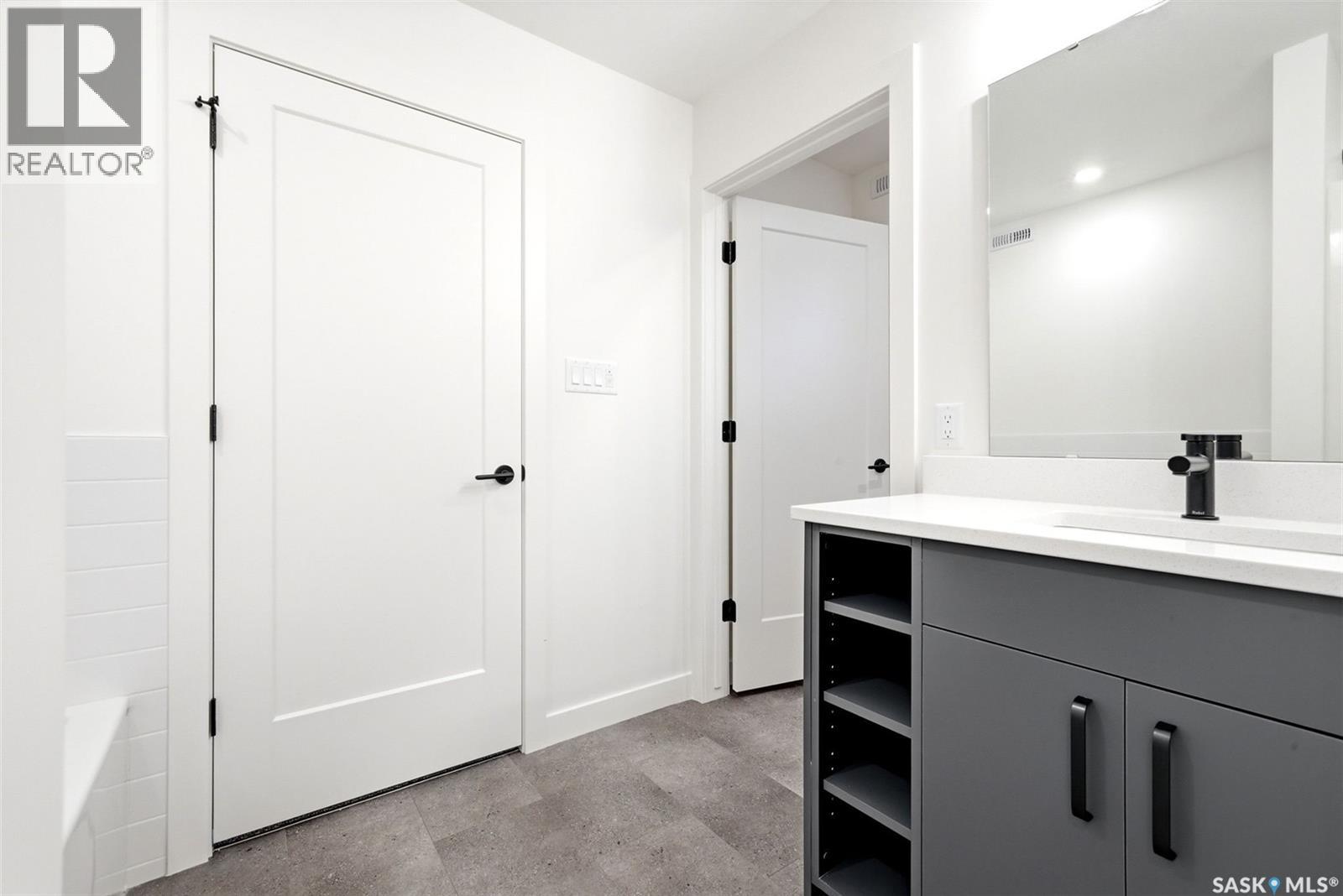 3023 Regina Avenue, Regina, Saskatchewan  S4S 0G3 - Photo 33 - SK034049