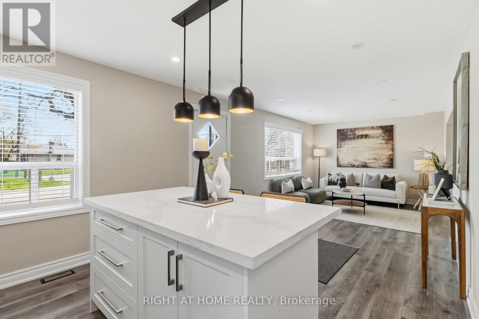 12 Rosalie Avenue, Toronto, Ontario  M3L 1C5 - Photo 13 - W13057212