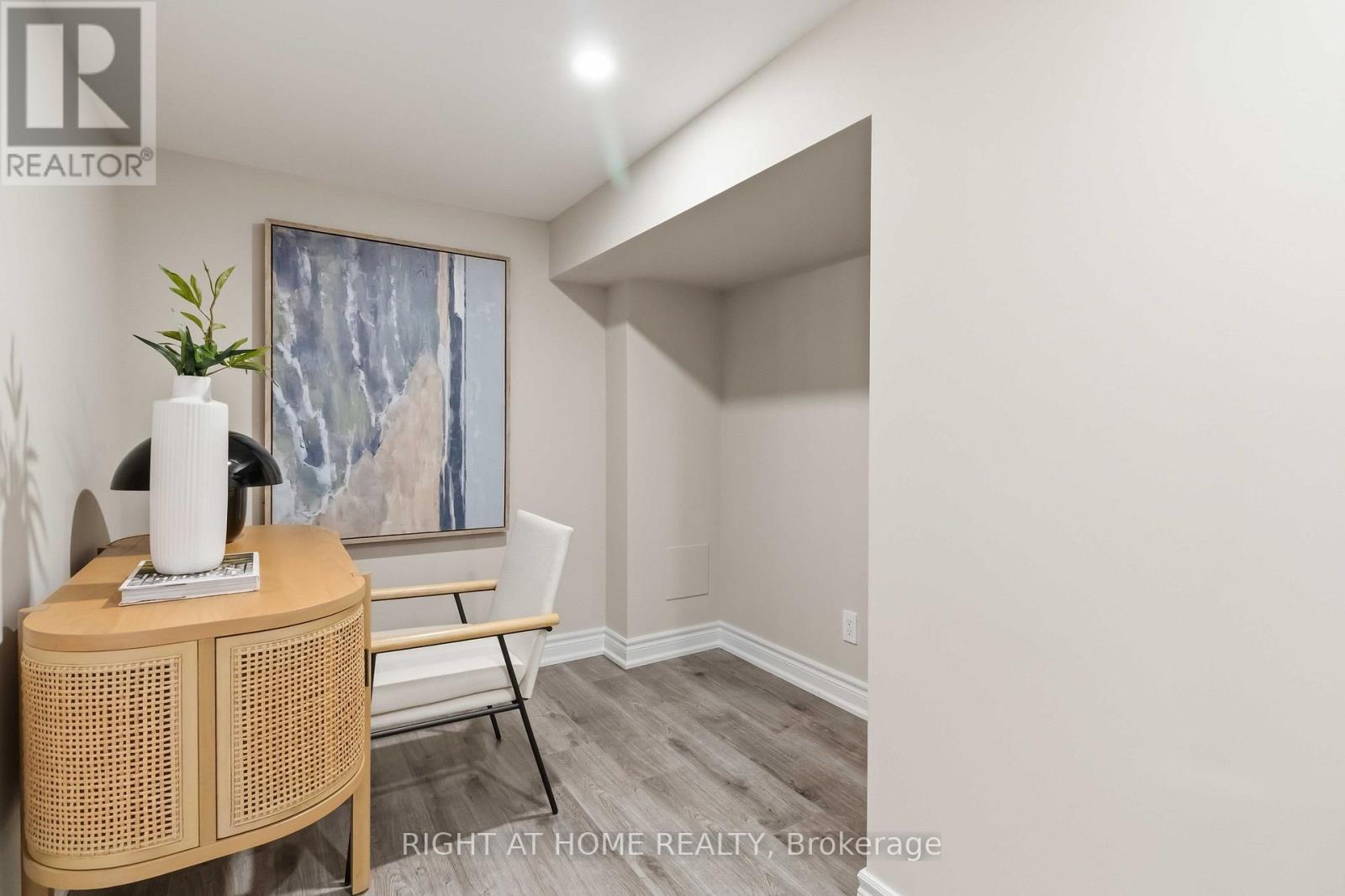 12 Rosalie Avenue, Toronto, Ontario  M3L 1C5 - Photo 24 - W13057212