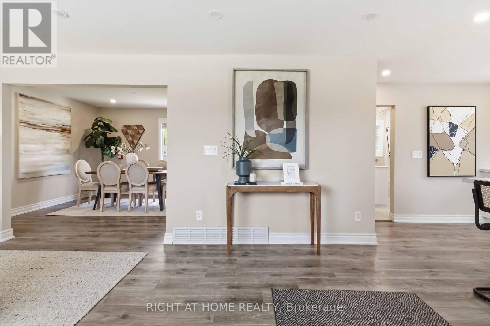 12 Rosalie Avenue, Toronto, Ontario  M3L 1C5 - Photo 6 - W13057212