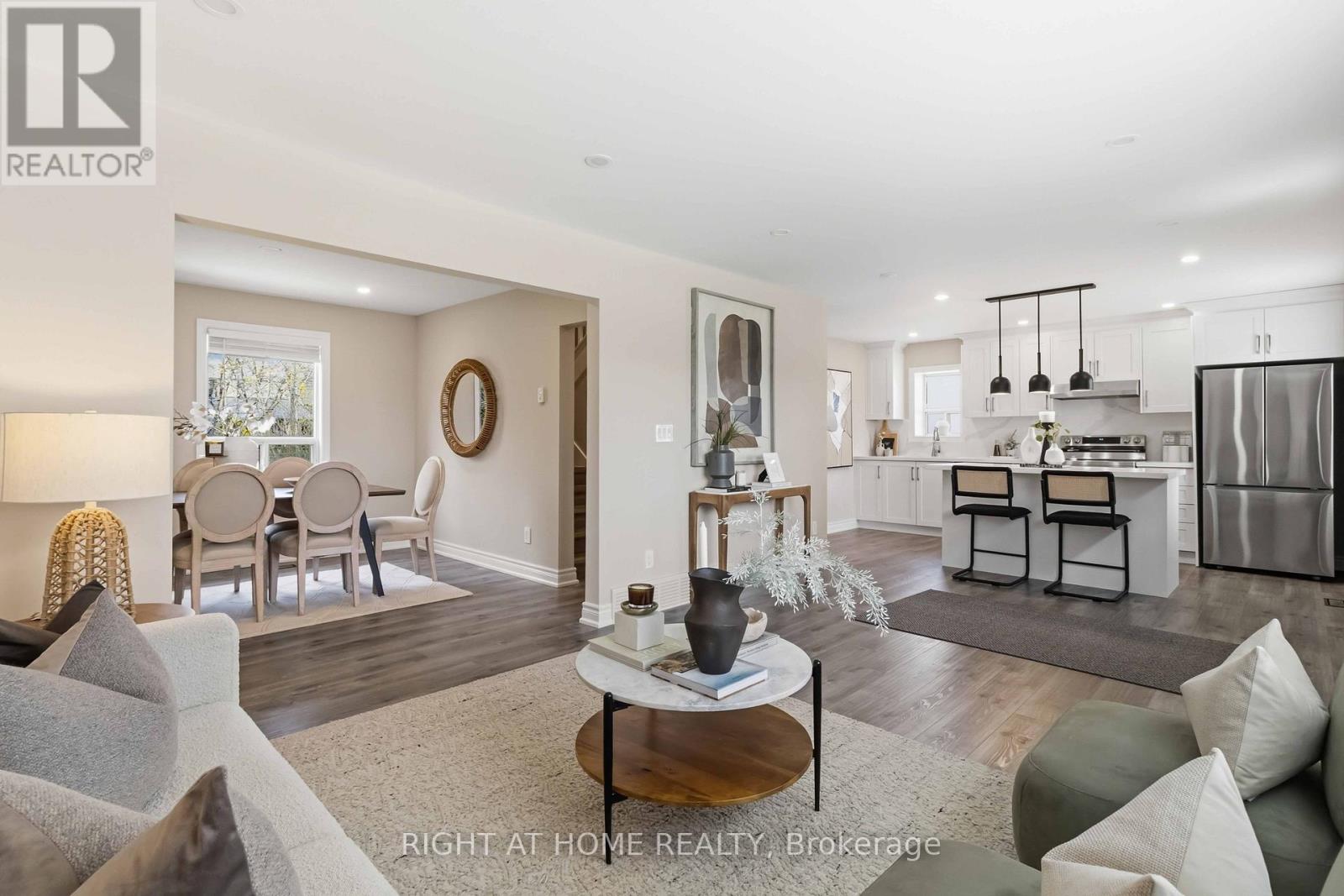 12 Rosalie Avenue, Toronto, Ontario  M3L 1C5 - Photo 8 - W13057212