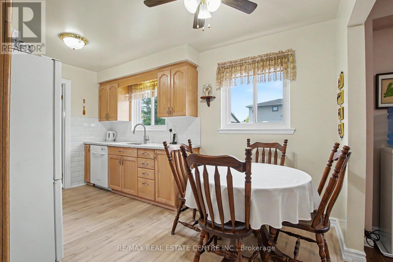 917 Maple Avenue, Milton, Ontario  L9T 3X6 - Photo 10 - W13057214