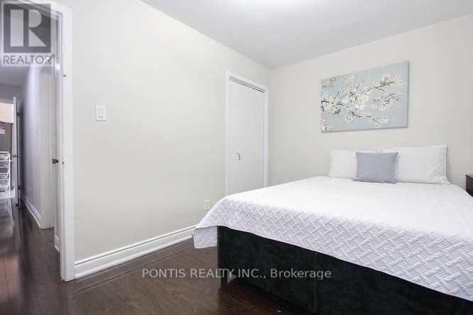 7292 Sills Road, Mississauga, Ontario  L4T 2K1 - Photo 14 - W13057224