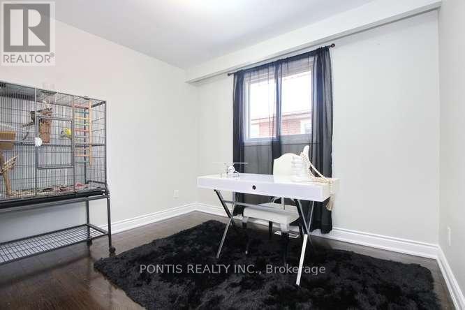 7292 Sills Road, Mississauga, Ontario  L4T 2K1 - Photo 15 - W13057224