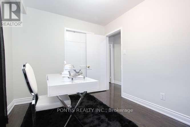 7292 Sills Road, Mississauga, Ontario  L4T 2K1 - Photo 16 - W13057224