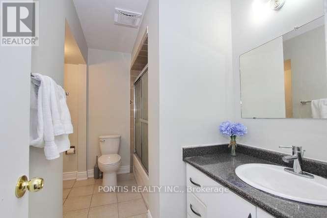 7292 Sills Road, Mississauga, Ontario  L4T 2K1 - Photo 18 - W13057224