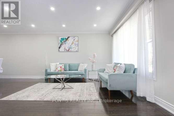 7292 Sills Road, Mississauga, Ontario  L4T 2K1 - Photo 5 - W13057224