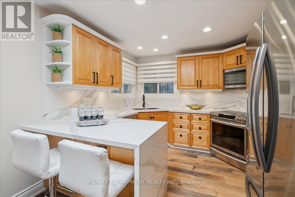 346 Kingsway Place, Milton, Ontario  L9T 4C8 - Photo 12 - W13057230