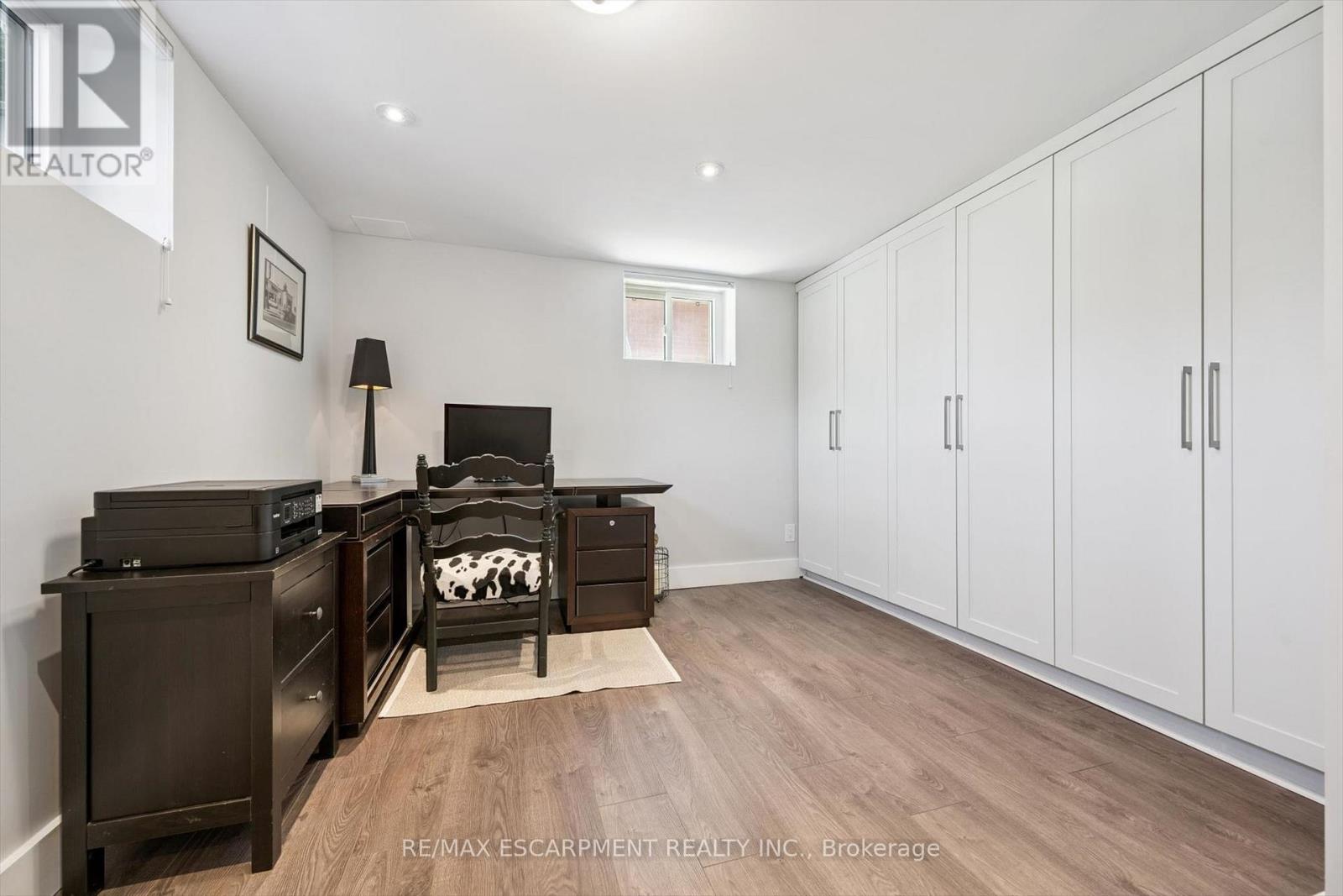 1311 Royal Drive, Burlington, Ontario  L7P 2G2 - Photo 26 - W13057262