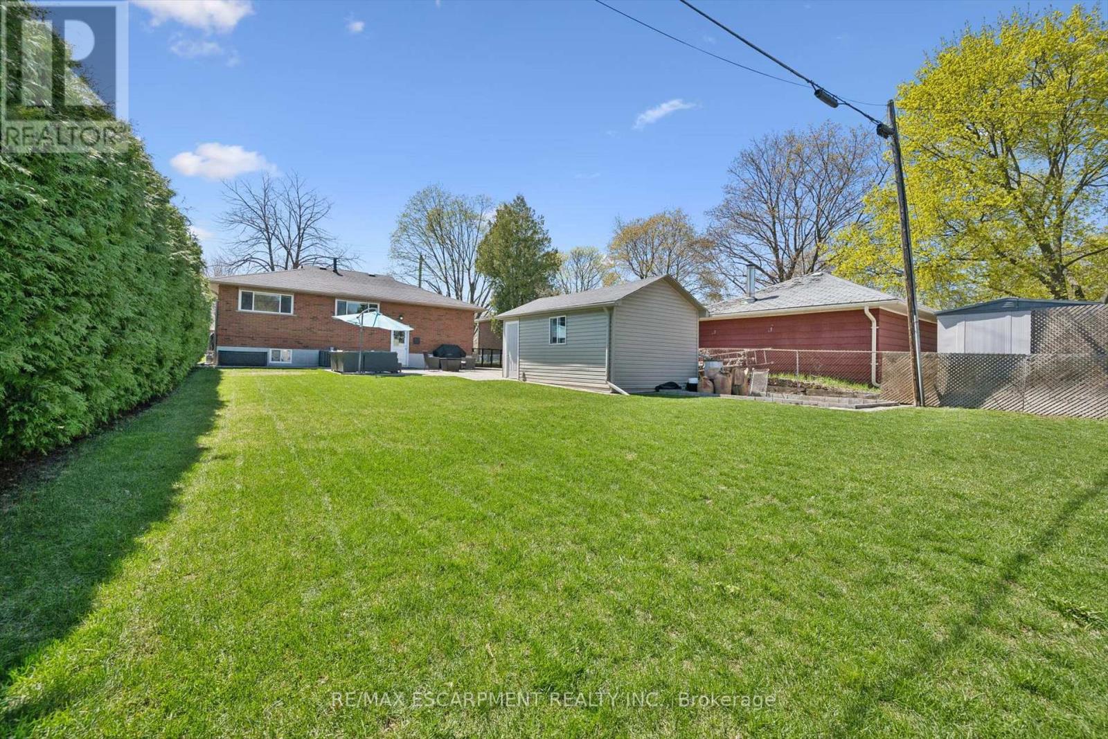 1311 Royal Drive, Burlington, Ontario  L7P 2G2 - Photo 32 - W13057262