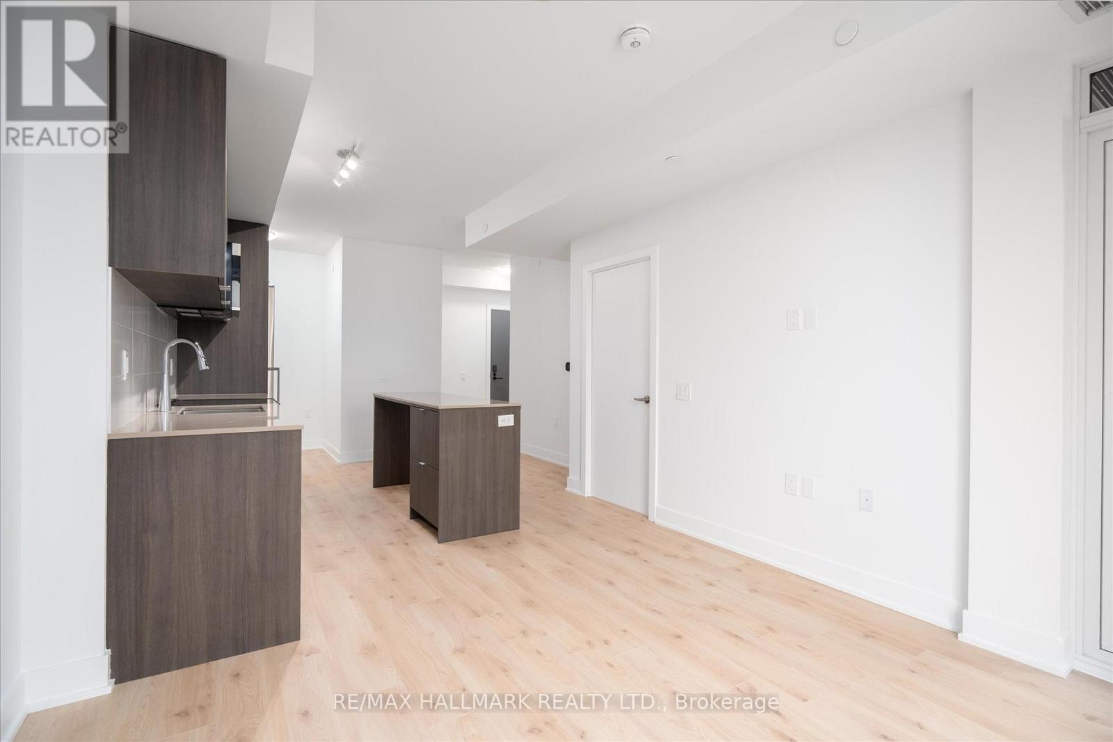 302 - 2088 James Street, Burlington, Ontario  L7R 0H2 - Photo 8 - W13057304