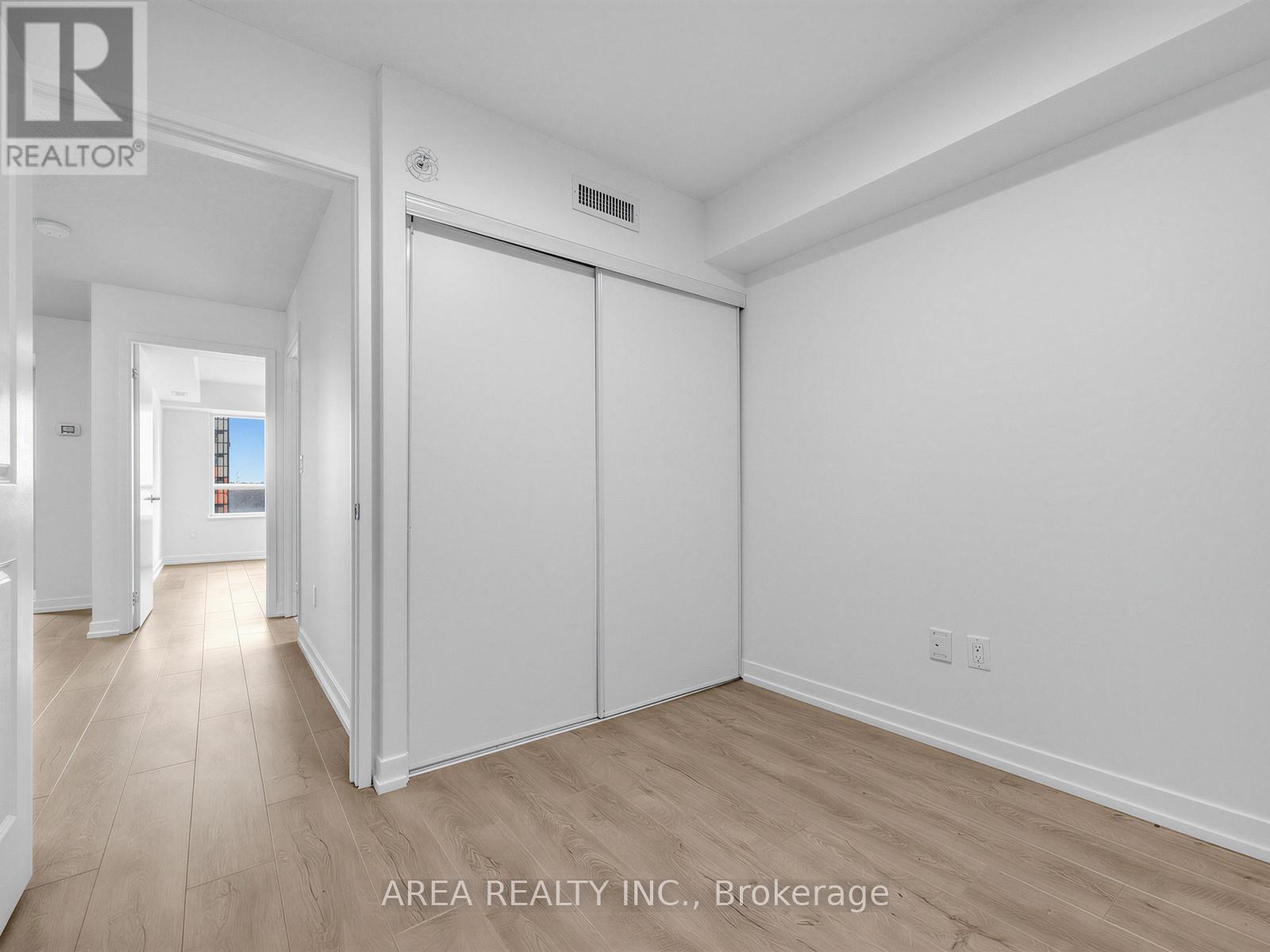 1410 - 1410 Dupont Street, Toronto, Ontario  M6H 2B1 - Photo 15 - W13057384