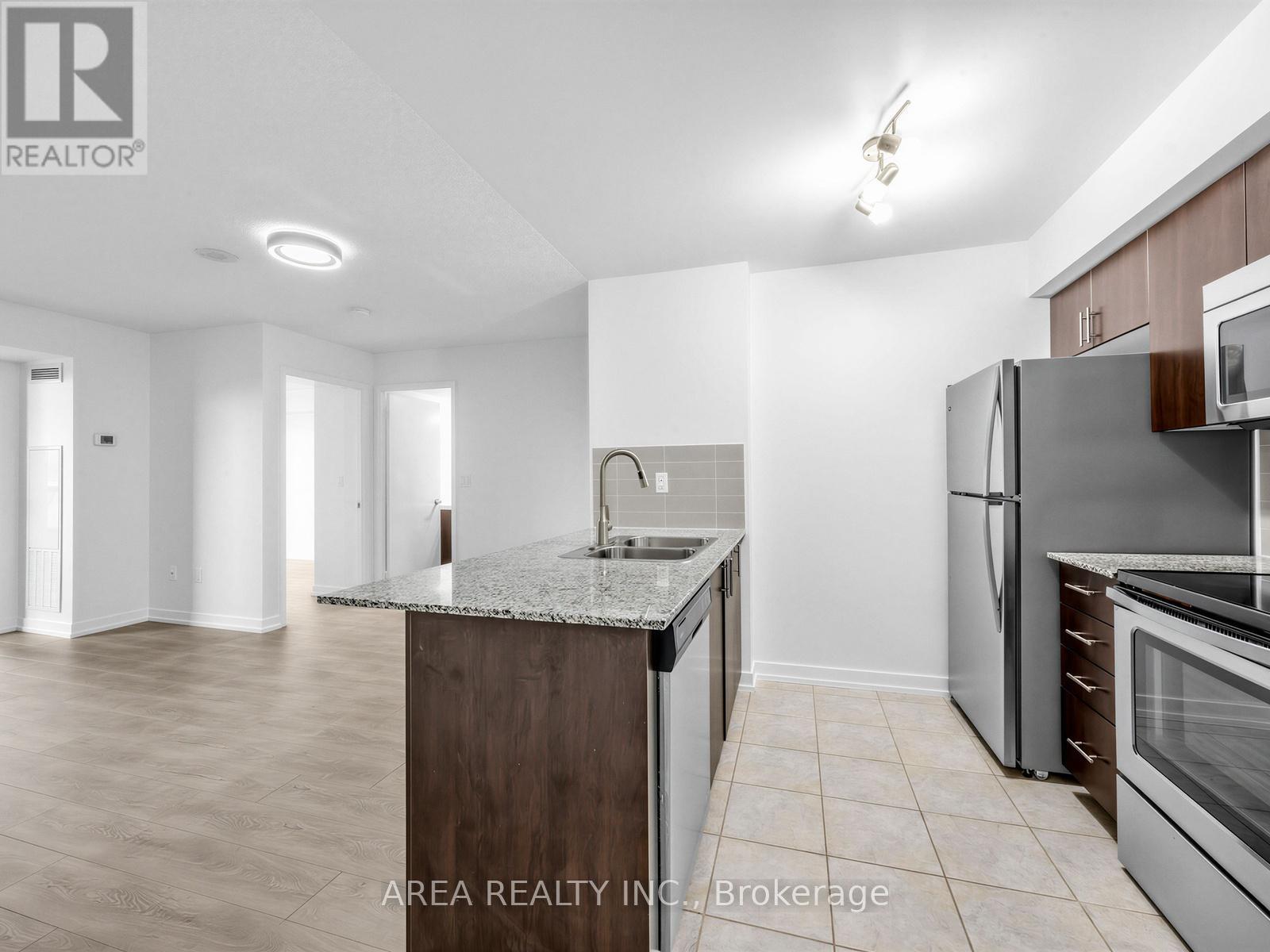 1410 - 1410 Dupont Street, Toronto, Ontario  M6H 2B1 - Photo 3 - W13057384