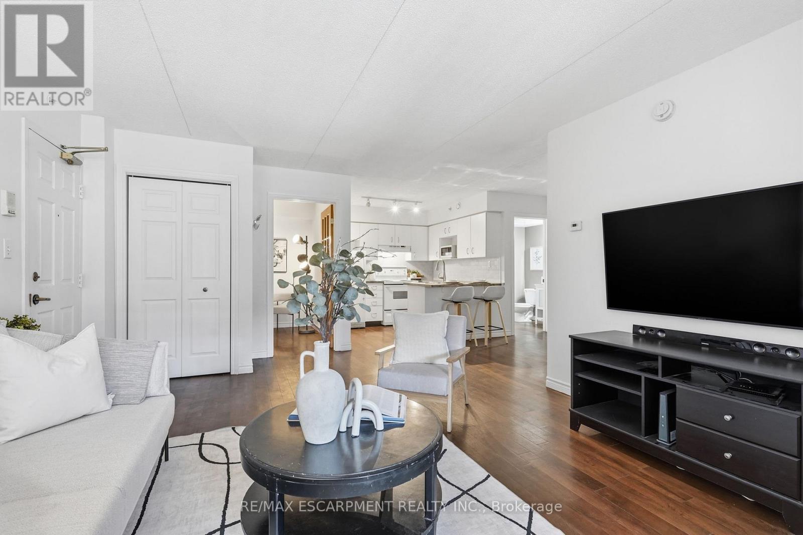 308 - 4015 Kilmer Drive, Burlington, Ontario  L7M 4M4 - Photo 10 - W13057546