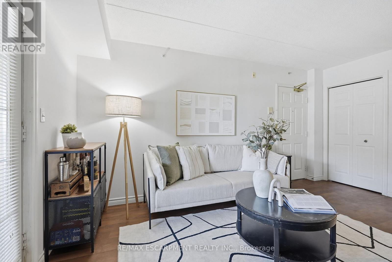 308 - 4015 Kilmer Drive, Burlington, Ontario  L7M 4M4 - Photo 9 - W13057546