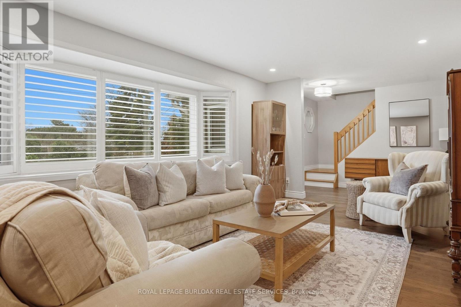 525 Grand Boulevard, Oakville, Ontario  L6H 1P4 - Photo 5 - W13031026