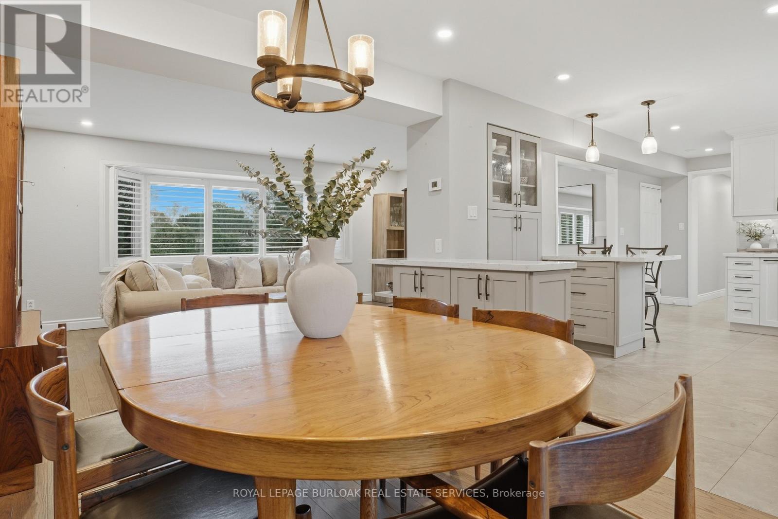 525 Grand Boulevard, Oakville, Ontario  L6H 1P4 - Photo 7 - W13031026