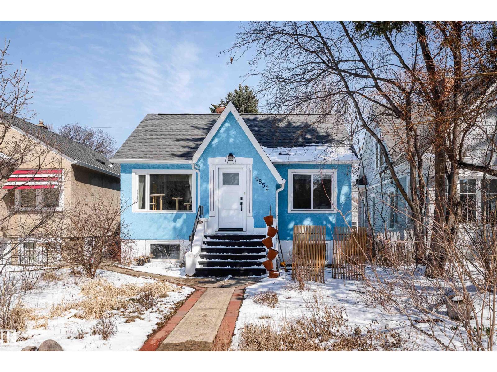 9852 86 AV NW, edmonton, Alberta