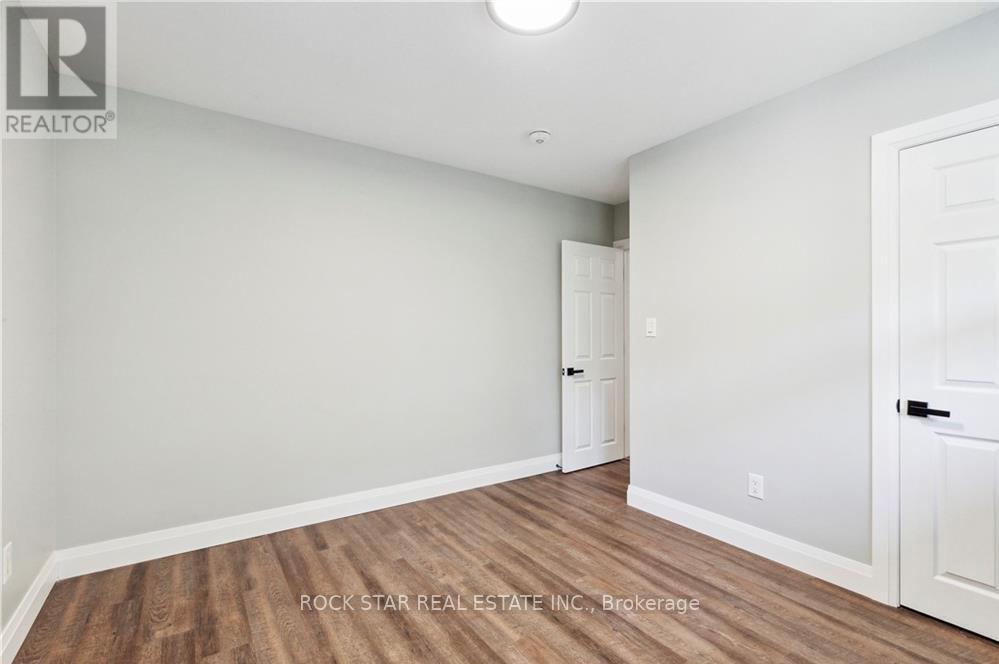 Upper - 23 Terrance Drive, Brantford, Ontario  N3R 3G2 - Photo 23 - X13057226