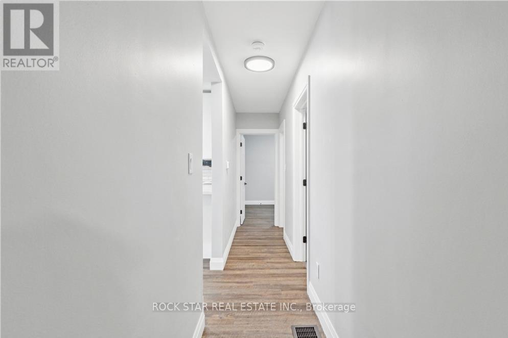 Upper - 23 Terrance Drive, Brantford, Ontario  N3R 3G2 - Photo 24 - X13057226