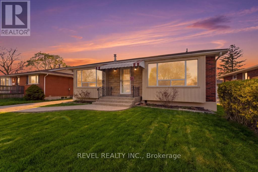 21 CRANE COURT, Hamilton, Ontario