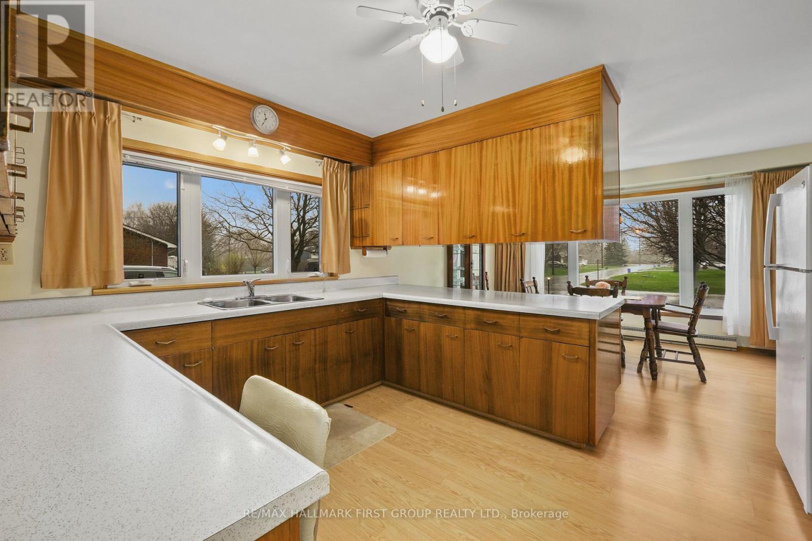 12 Maplewood Boulevard, Cobourg, Ontario  K9A 4J3 - Photo 8 - X13057348