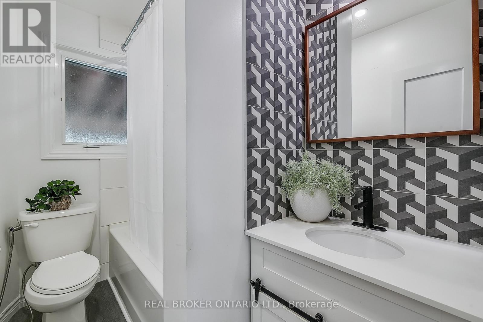 209 Bedford Road, Kitchener, Ontario  N2G 3A5 - Photo 14 - X13057416