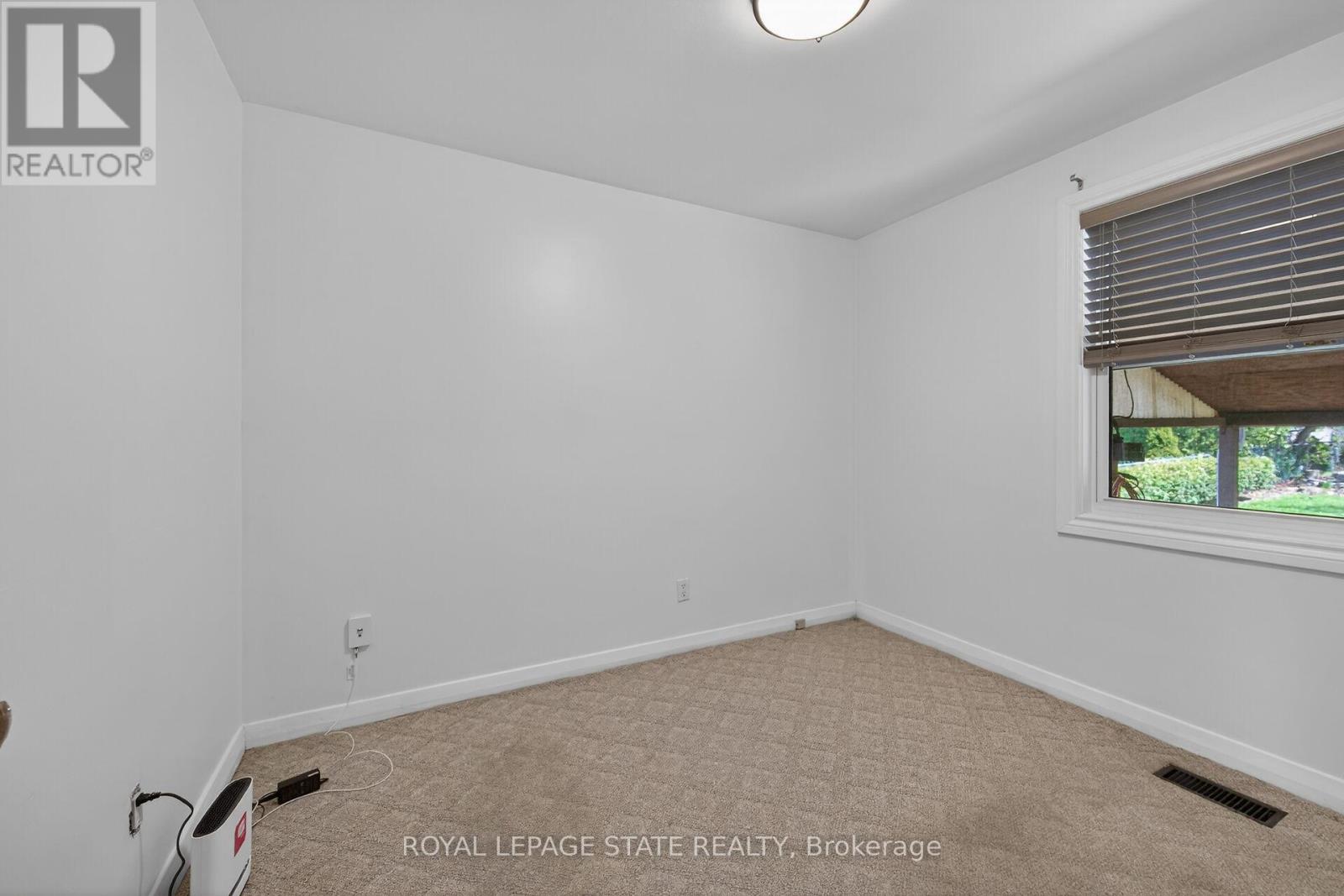 365 East 18th Street, Hamilton, Ontario  L9A 4P7 - Photo 25 - X13057536