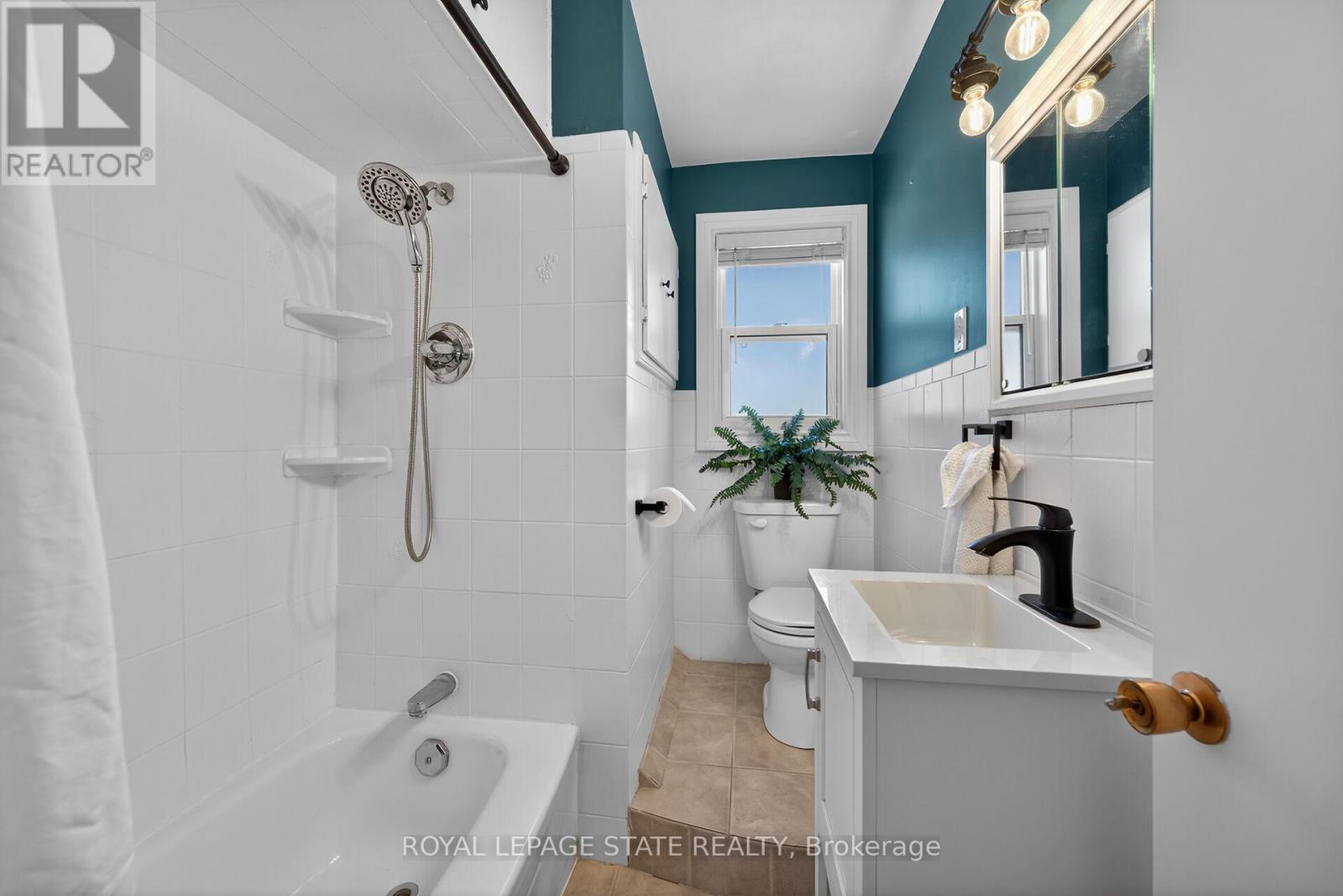 365 East 18th Street, Hamilton, Ontario  L9A 4P7 - Photo 27 - X13057536