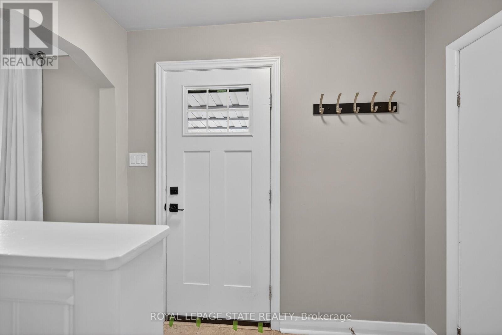 365 East 18th Street, Hamilton, Ontario  L9A 4P7 - Photo 9 - X13057536