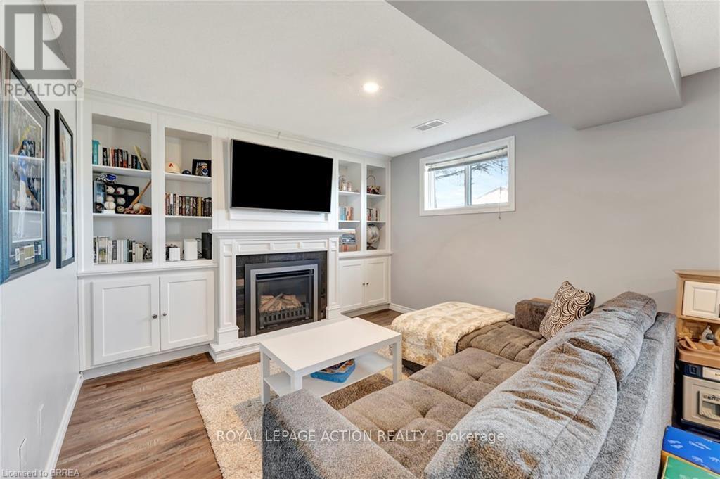 21 Scott Street, Brant, Ontario  N0E 1N0 - Photo 18 - X13057540