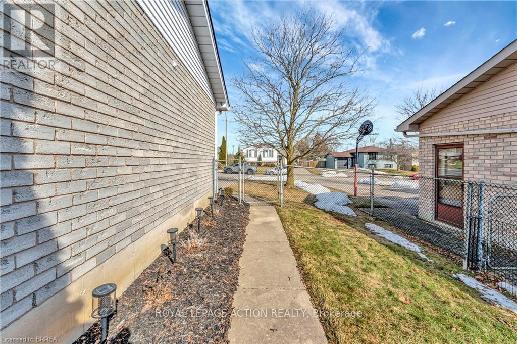 21 Scott Street, Brant, Ontario  N0E 1N0 - Photo 40 - X13057540