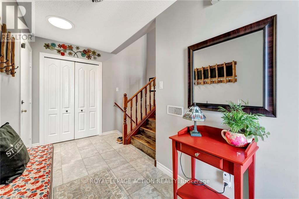 21 Scott Street, Brant, Ontario  N0E 1N0 - Photo 8 - X13057540