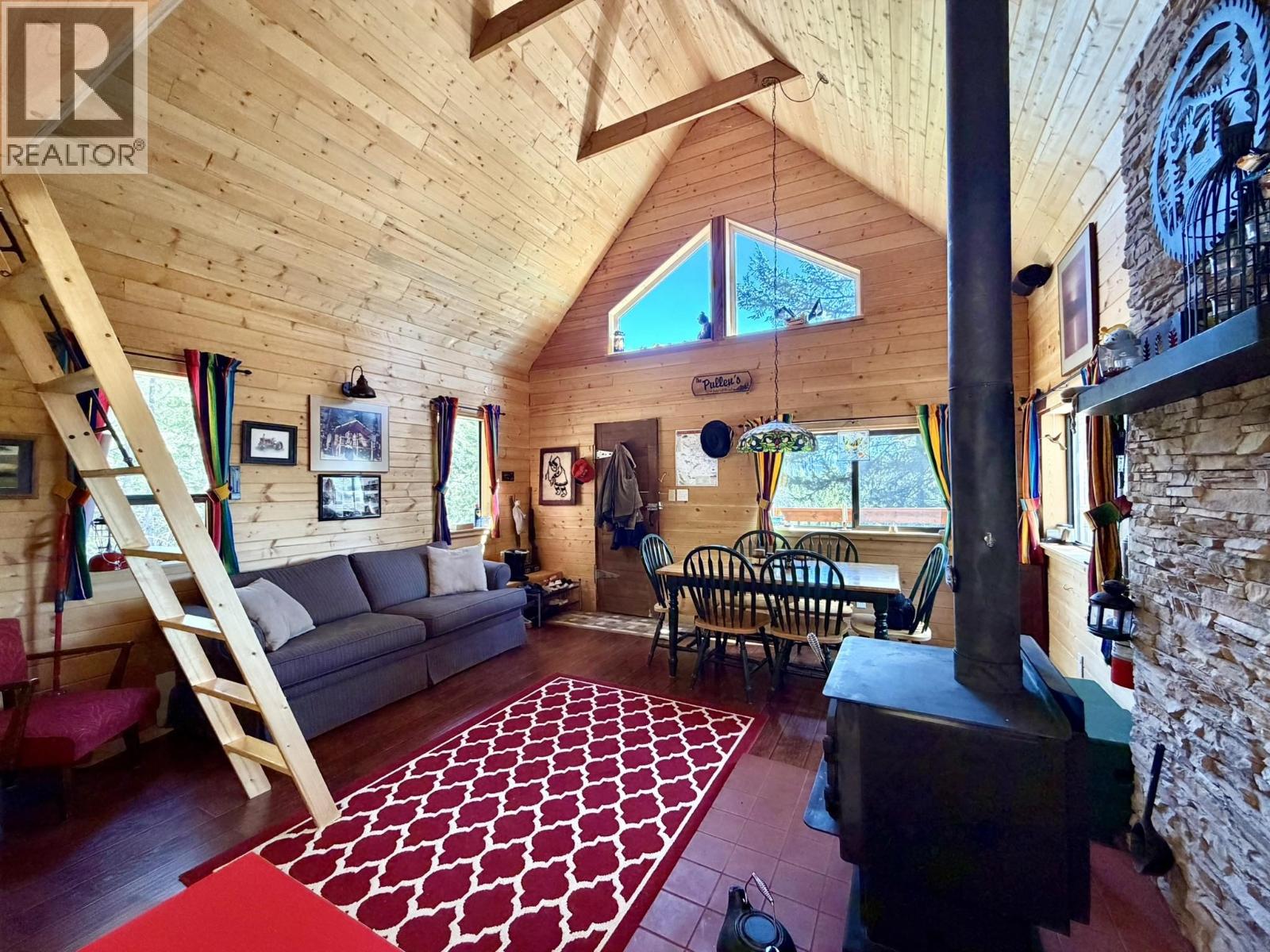 7635 Julsrud Road, Deka Lake / Sulphurous / Hathaway Lakes, British Columbia  V0K 1X3 - Photo 9 - R3117240