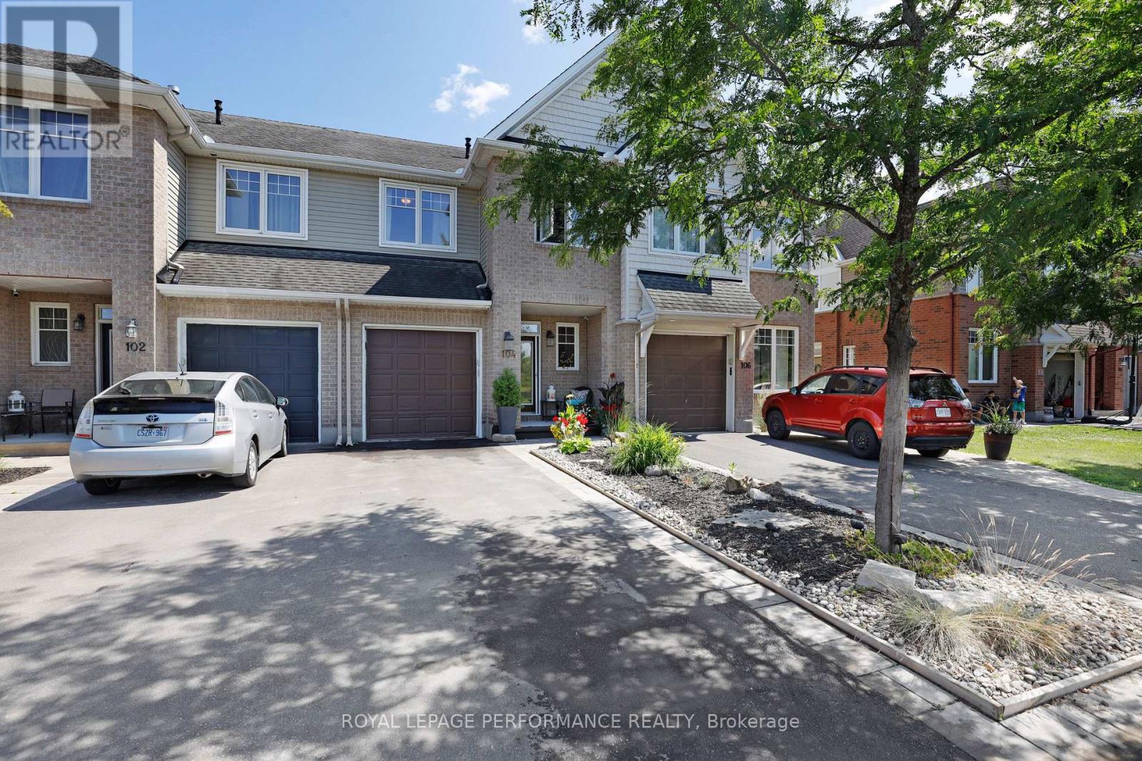 104 Hillman Marsh Way, Ottawa, Ontario  K1T 0B1 - Photo 3 - X12867044