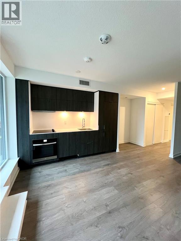 370 Martha Street Unit# 211, Burlington, Ontario  L7R 0G9 - Photo 7 - 40825258