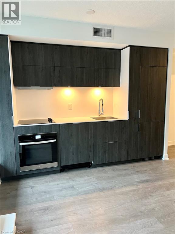 370 Martha Street Unit# 211, Burlington, Ontario  L7R 0G9 - Photo 8 - 40825258