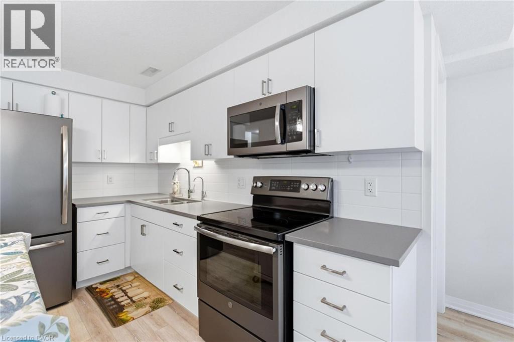 1989 S Ottawa Street S Unit# 27c, Kitchener, Ontario  N2E 0G7 - Photo 6 - 40825179