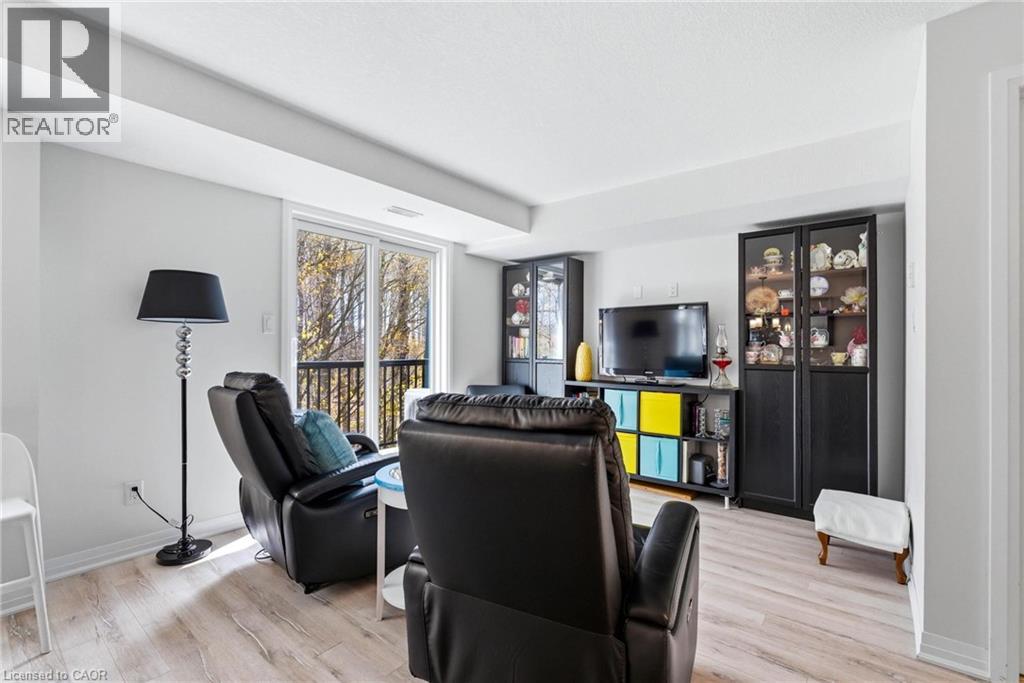 1989 S Ottawa Street S Unit# 27c, Kitchener, Ontario  N2E 0G7 - Photo 9 - 40825179