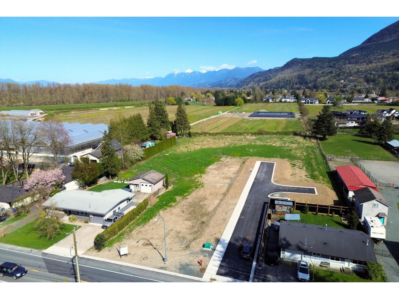 2 4520 No 3 Road, Yarrow, Yarrow, British Columbia  V2R 5E8 - Photo 2 - R3086331